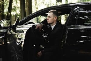 Read more about the article Unlocking the Exclusive Advantages of a Mercedes-Benz Chauffeur Experience