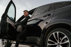 Read more about the article Unveiling Unmatched Elegance: Journey in Our Mercedes-Benz Fleet