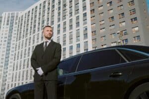 Read more about the article Unlocking the Value: Local Expertise in Chauffeur Services
