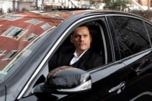 Read more about the article 7 Reasons to Choose a Professional Chauffeur for Your Next Journey